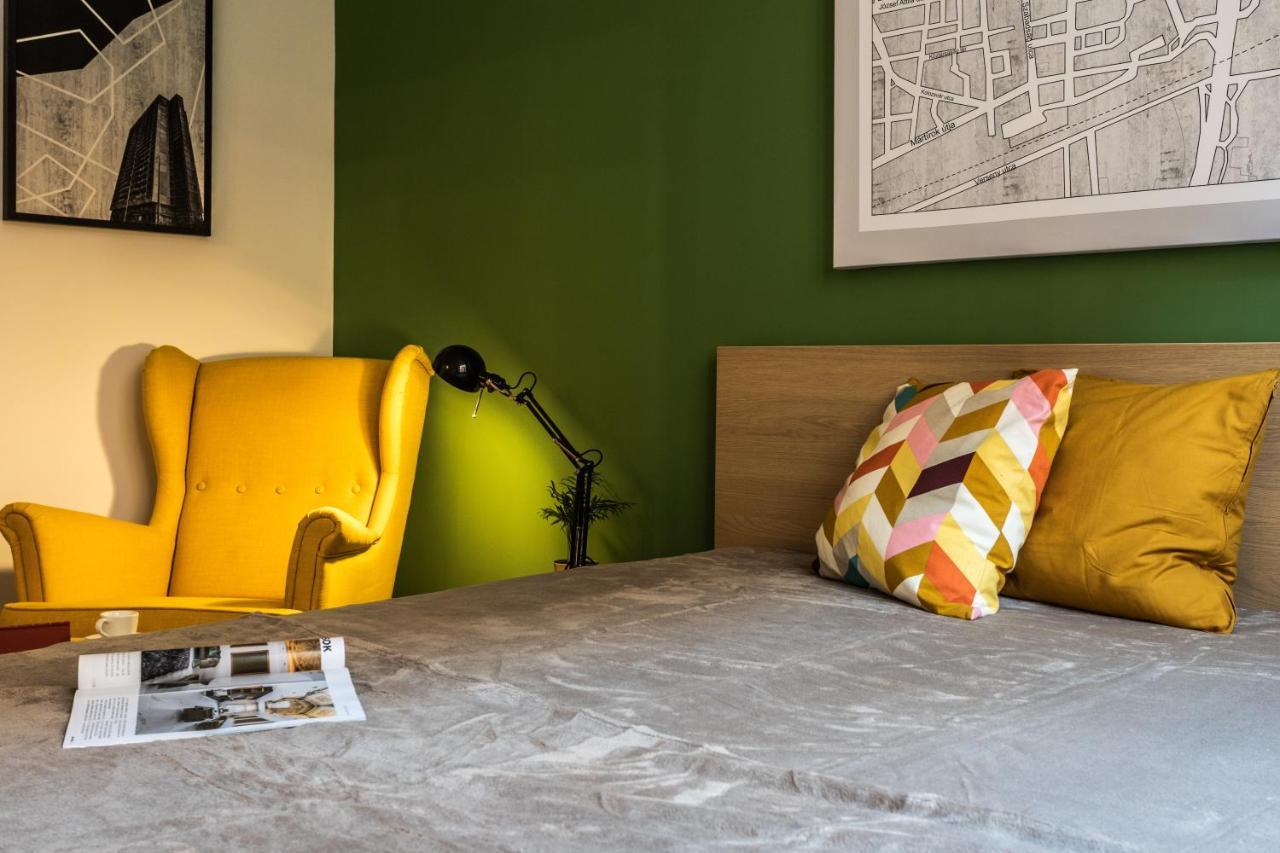 M15 Apartment Pécs Buitenkant foto